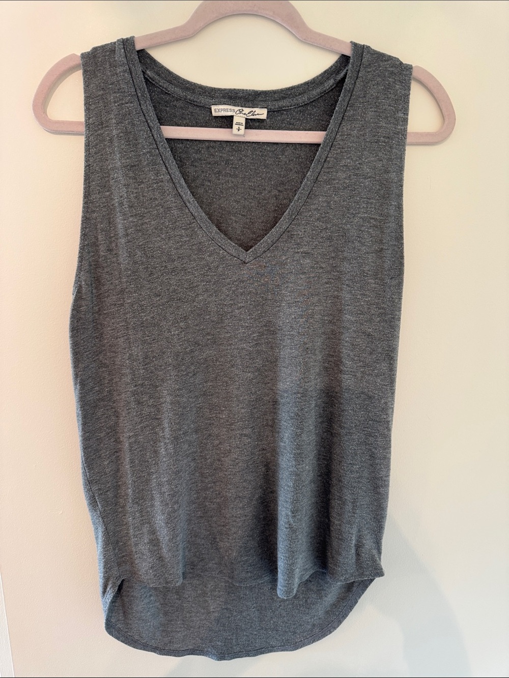 Express Women's Charcoal Gray V-Neck Sleeveless Tank
